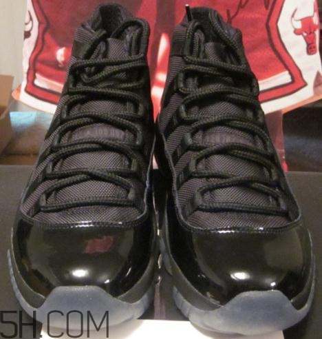 air jordan 11 blackout發(fā)售時間_多少錢？