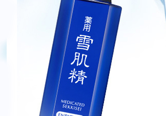 雪肌精化妝水盈潤型適合油皮嗎？適合夏季嗎？