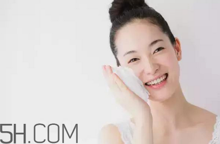 敏感肌膚用什么卸妝產(chǎn)品？臉上有紅血絲用什么卸妝？