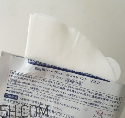 雪肌精純怡美白面膜薄不??？是蠶絲面膜嗎？