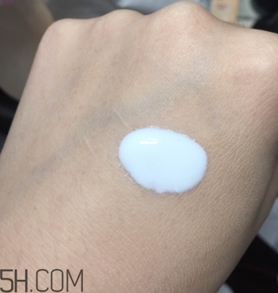 雪肌精美白防曬乳防曬效果怎么樣？防水嗎？