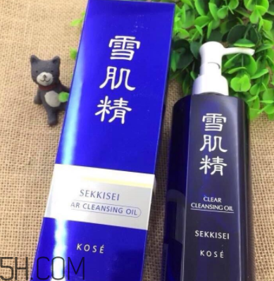 雪肌精卸妝油糊眼睛嗎？雪肌精卸妝油悶痘嗎？