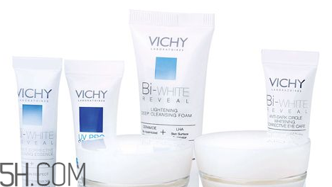 薇姿的護(hù)膚品好用嗎？美容院的護(hù)膚品好還是專柜的好？
