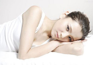 女性月經(jīng)初潮可以吃些什么？女性月經(jīng)初潮不可以吃些什么？