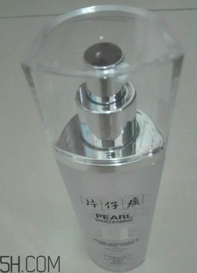 片仔癀珍珠亮膚水適合油皮嗎？適合夏季嗎？