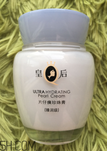 片仔癀珍珠膏夏天能用嗎？會(huì)不會(huì)很油？