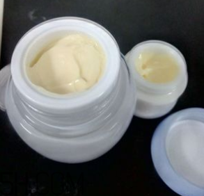 片仔癀珍珠膏夏天能用嗎？會(huì)不會(huì)很油？