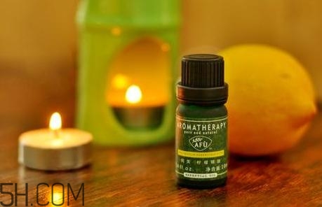 檸檬精油的功效有哪些？檸檬精油有什么功效？