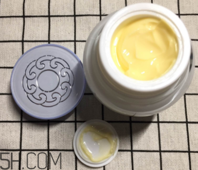 片仔癀珍珠膏為什么會過敏？成分分析