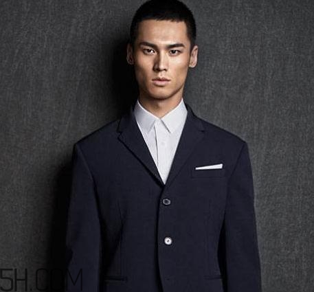 阿瑪尼衣服貴嗎？阿瑪尼衣服多少錢一件？