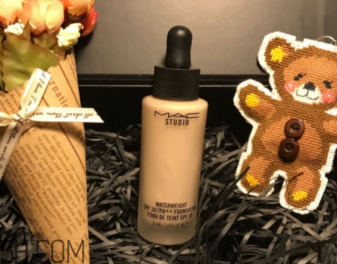 mac魅可和玫珂菲哪個好？mac魅可和make up for eve對比