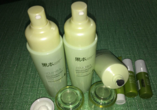 詩婷露雅荷荷巴系列有刺激嗎？適合敏感肌嗎？