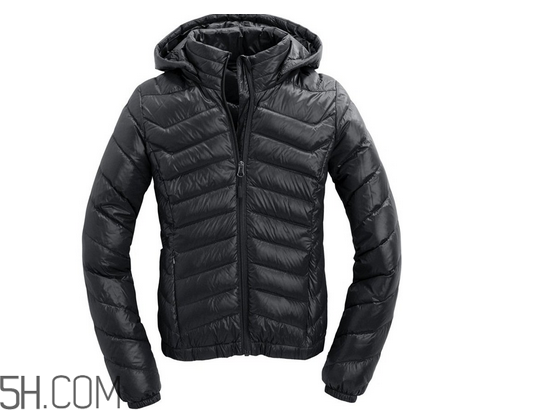 輕薄羽絨服保暖嗎？羽絨服的充絨量標準多少？
