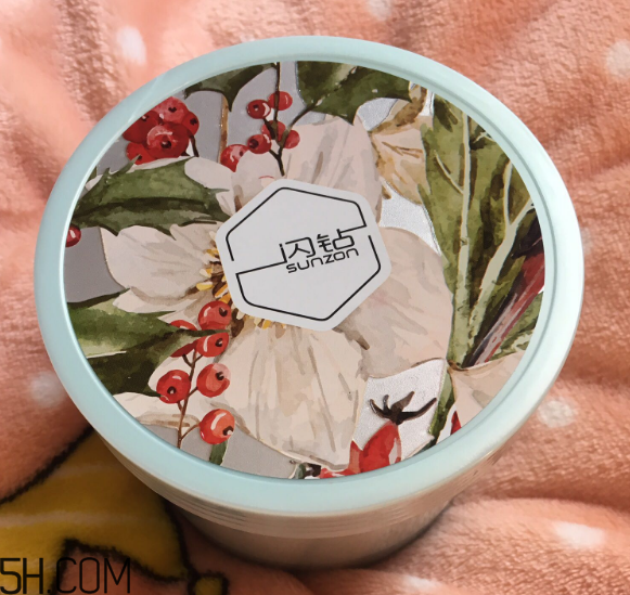 閃鉆植物燙染修復(fù)發(fā)膜好用嗎？閃鉆植物燙染修復(fù)發(fā)膜使用心得
