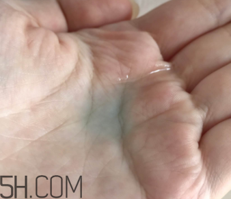 蘭蔻藍(lán)水與粉水、美膚修護(hù)美容液有什么區(qū)別？哪個(gè)好用？