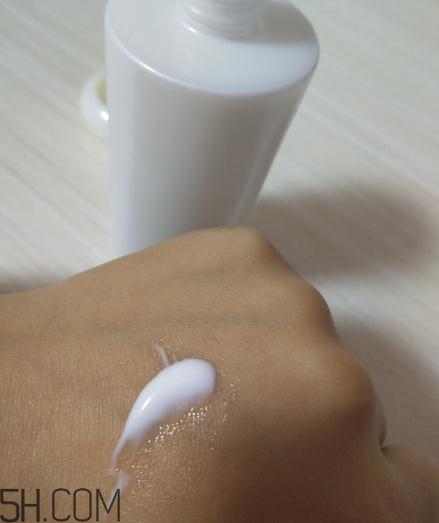 萱姿抗皺緊致滲透乳多少錢(qián)？萱姿抗皺緊致滲透乳價(jià)格
