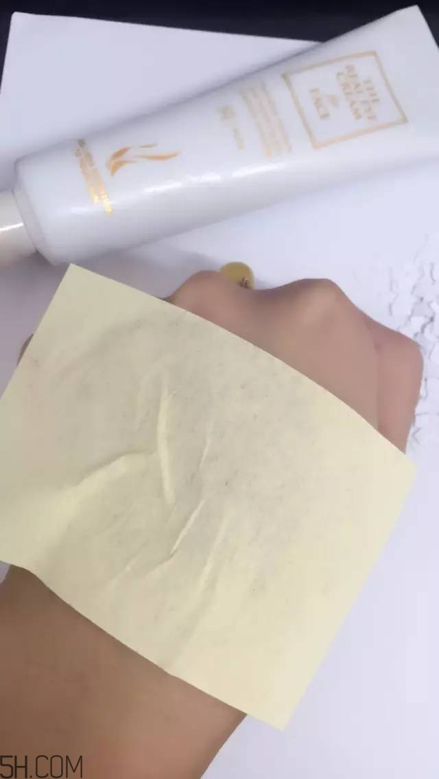 眼霜需要早晚都用嗎？ahc第五代眼霜效果怎么樣？