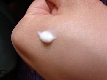 雪花秀眼霜怎么用？雪花秀閃理眼霜使用心得