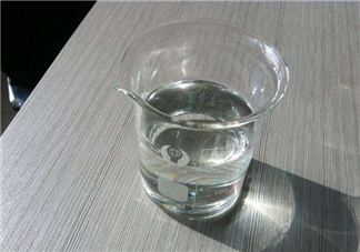 甘油會(huì)讓皮膚變黃嗎？甘油要怎么使用？