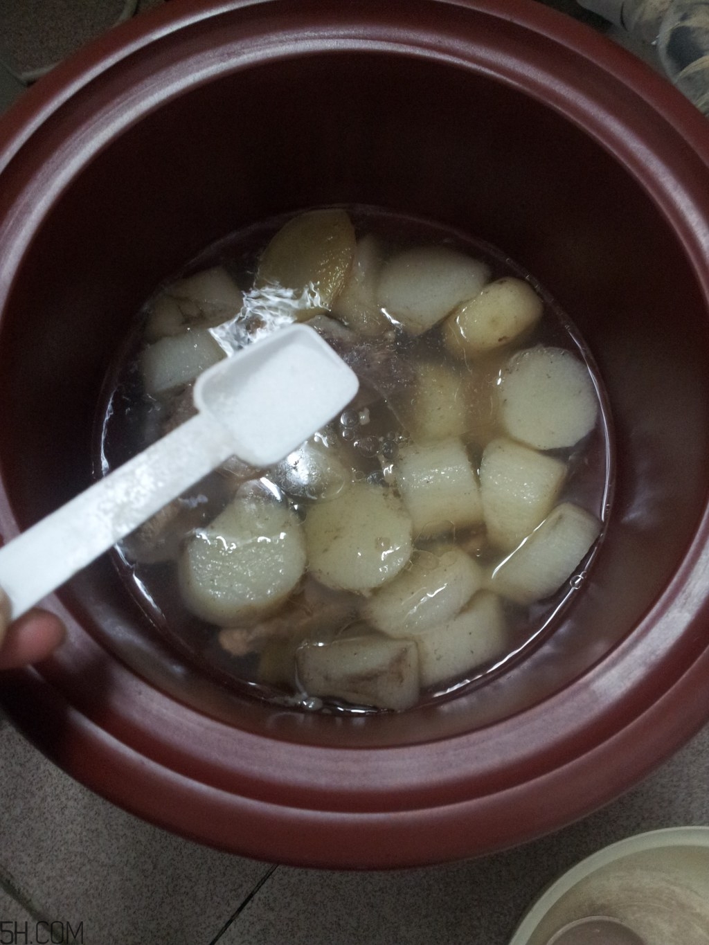 馬蹄和山藥能一起煲湯嗎？山藥和馬蹄能一起吃嗎？