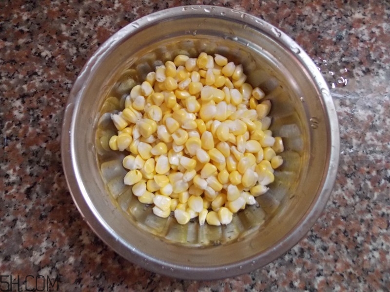 紅豆薏米能和玉米一起煮嗎？紅豆薏米加玉米有什么好處？