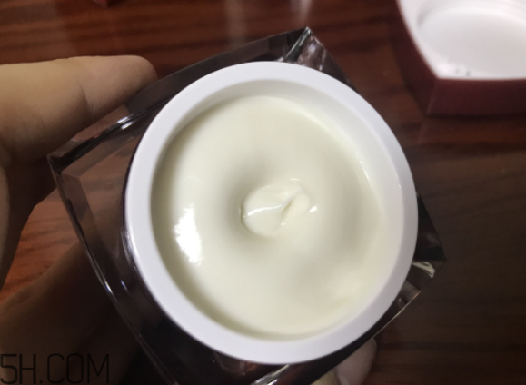京城之霜為什么乳化之后才涂抹？京城之霜怎么用？