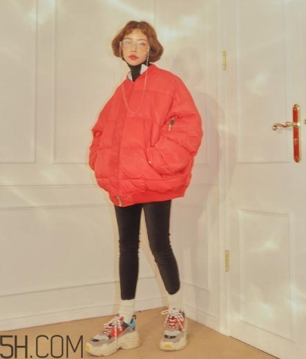 面包服搭配什么鞋子？面包服搭配鞋子圖片