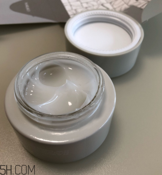 牛爾白玉蘭凍膜什么功效？牛爾白玉蘭凍膜熟齡肌適合嗎？