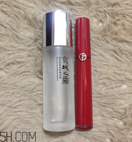 京城之霜神仙水含酒精嗎？適合脆弱敏感肌嗎？