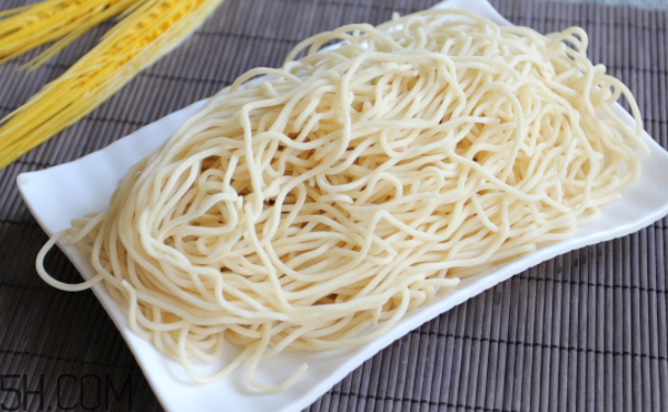 甲醛面條是什么意思？甲醛面條危害極大