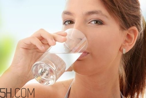 喝水可以美容嗎？喝水美容5大常識