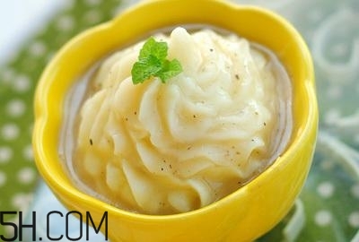 上火牙疼煲什么湯好？輕松解決上火牙疼問(wèn)題