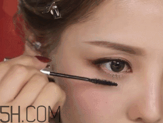 V型眼線怎么畫？V型眼線畫好美到冒泡