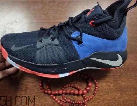 nike pg 2 okc保羅二代戰(zhàn)靴實(shí)物什么樣？