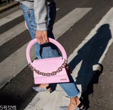 jacquemus包包在哪買？一款自帶有趣靈魂的包包