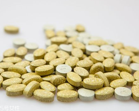 媽富隆要吃多久？短效避孕藥服用時間