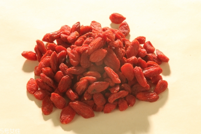 女人常吃哪些食物能滋陰補(bǔ)血？五大滋陰補(bǔ)血圣品