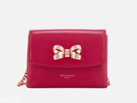ted baker包包質(zhì)量好嗎？少女感爆棚的輕奢品牌