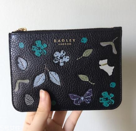 radley包質(zhì)量怎么樣？低價格高品質(zhì)包包的代表