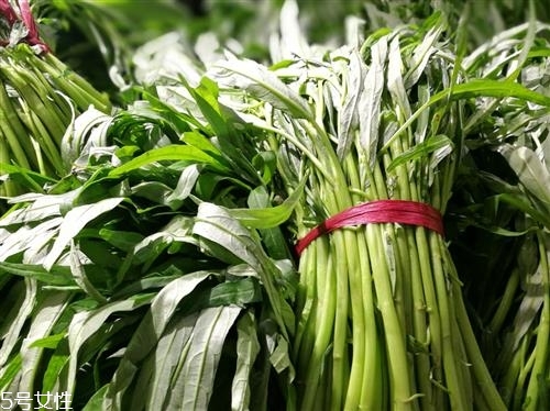 如何洗凈空心菜上殘留農(nóng)藥？四大清洗方法