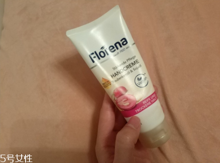 德國florena天然乳木果油護(hù)手霜好用嗎？平民價(jià)格貴婦享受