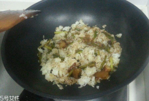 剩菜有哪些風(fēng)險？食物還是新鮮的好