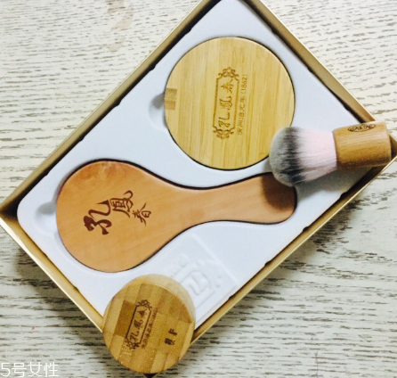 孔鳳春彩妝有哪些好用？國(guó)貨經(jīng)典