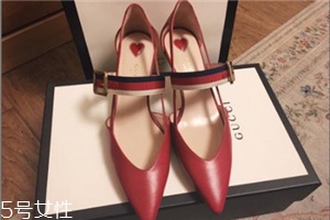 gucci鞋子偏大嗎？全球時尚博主都在瘋搶這款鞋