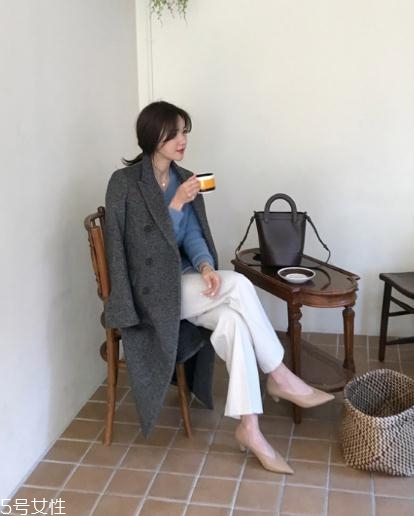 深灰色大衣怎么搭配？極致低調(diào)的時髦
