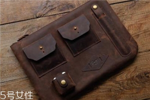 瘋馬皮是人造皮嗎？文藝青年的最愛