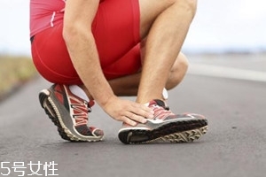 崴腳了怎么辦？緩解疼痛6大招