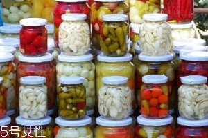 亞硝酸鹽吃了致癌嗎？不說劑量談癌癥都是耍流氓