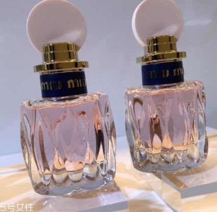 miumiu2018粉色香水好聞嗎？和舊款香水哪個更好聞