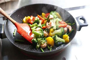 怎么炒菜能省油？教你5個(gè)小妙招